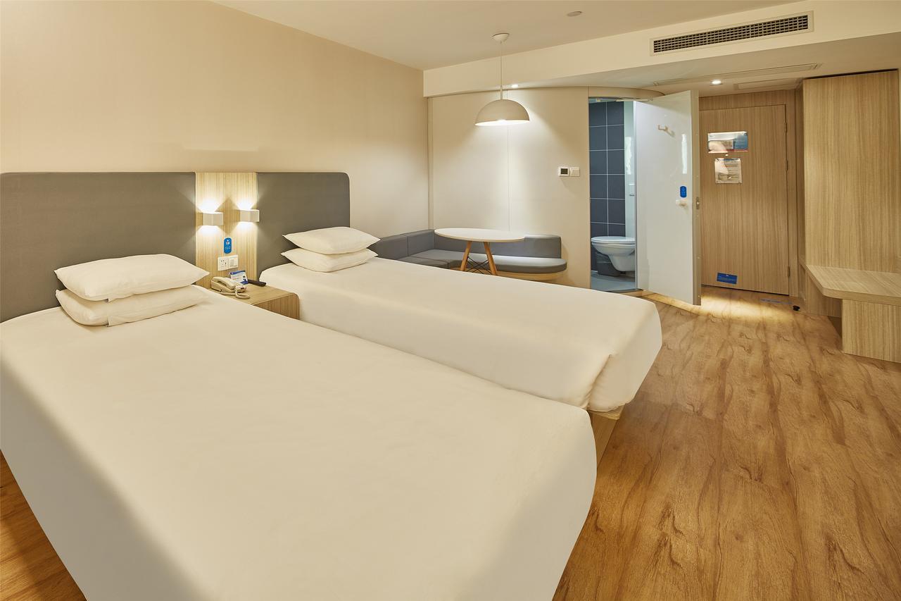 Hanting Hotel Zhuhai Gongbei Port Qinglv Nanlu Branch المظهر الخارجي الصورة