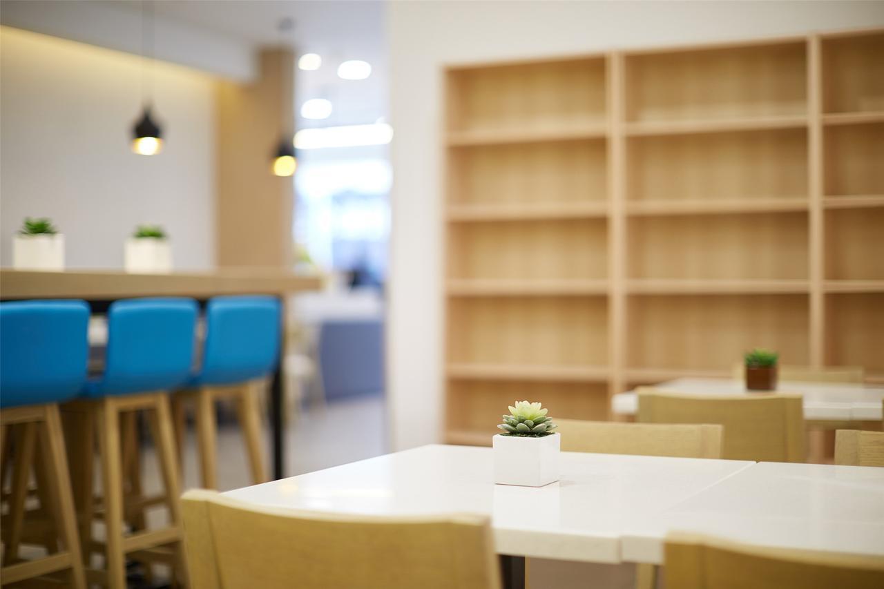 Hanting Hotel Zhuhai Gongbei Port Qinglv Nanlu Branch المظهر الخارجي الصورة