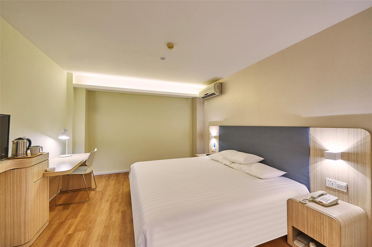 Hanting Hotel Zhuhai Gongbei Port Qinglv Nanlu Branch المظهر الخارجي الصورة